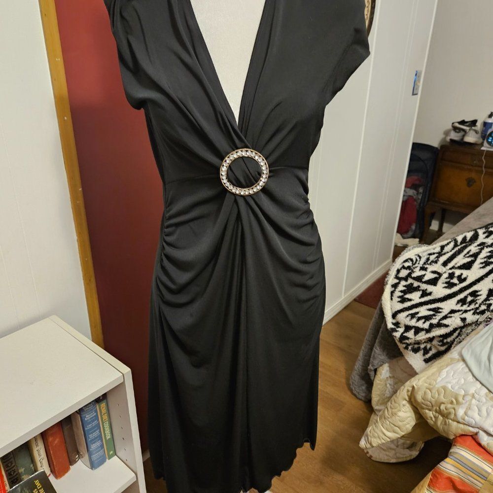 Candie"s XL pit to pit 16 1/2 length 42  EX COND black